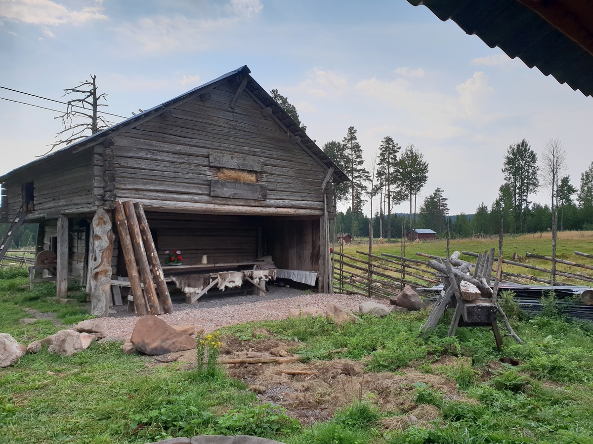 Jennie Tiderman-Österberg, Lada, hay barn, Kättboåsen, Venjan, Mora, 2018.