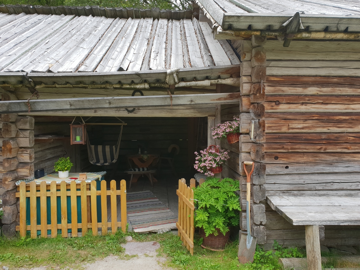 Jennie Tiderman-Österberg, The cottage or “Coffee cottage,” Tailor-Djurberga, Orsa, 2018.