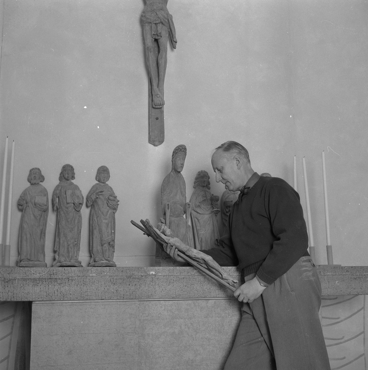 Örebro Kuriren, Mosjö kyrka. 18 december 1958.
