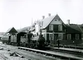 Kållereds stationshus ca. 1920-tal.
Tåg på väg söderut.