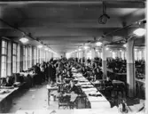 Personal vid Rapps konfektionsfabrik
Sömmerskor vid symaskinerna