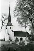 Medåker sn. Kyrkan.