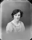 Ateljéporträtt - Signe Andersson från Kulla Nyhem, Uppland