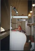 Munktorp sn, Köping kn.
Kyrkorgeln med kantorvärmare. C:a 1994.