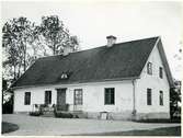 Munktorp sn, Köping kn.
Gränby nr 1. F.d. majorsboställe vid Västmanlands regemente. Huvudbyggnad. 1949.