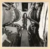 Torpedrum. Förliga ändskott mellan torpedtuberna.