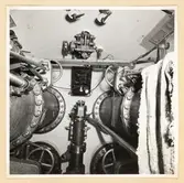 Torpedrum. Förliga ändskott mellan torpedtuberna.