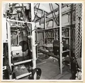 Torpedrum. Manskapsinredning BB sida sedd förifrån.