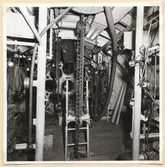 Torpedrum. Främre delen av manskapsinredningen. Ränna för torpeder.