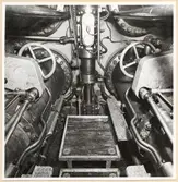 Torpedrummet. Förliga skottet och durken mellan tuberna sett akterifrån.