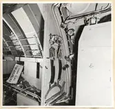 Torpedrummet. BB sida sedd förifrån akter om magasin.