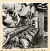 Dieselmotorrum. BB diesel sedd akterifrån.