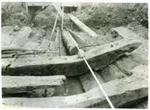 Från utgrävningen av båtfyndet i Gamla hamnen i Västerås, 1935.

