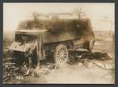 Kulsprutevagn med död soldat