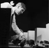 BOSTADHUSBEBYGGELSE Å BROMMA FLYGPLATS