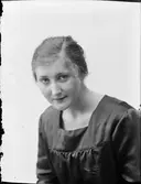 Ateljéporträtt - Sara Edhlund, Östhammar, Uppland