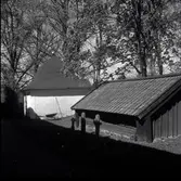 Elferhults gravkor vid Döderhults kyrka. Tillhör T F Rudebeck.
