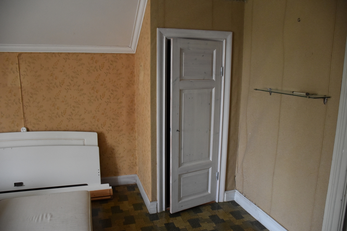 Adam Mol, Interior from Nygårdsgården in Bingsjö. Room in the upper floor of the corsplan house in the courtyard. The house was erected in 1912.