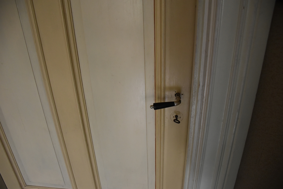 Adam Mol, Interior from Nygårdsgården in Bingsjö. Room in the upper floor of the corsplan house in the courtyard. The house was erected in 1912.