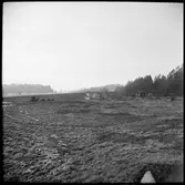 Viadukt vid normalspåret som går bredvid Museijärnvägen, Östra Södermanlands Järnväg, ÖSlJ nya sträckning vid Läggesta Södra station.