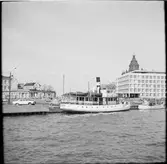 Helsingfors stads trafikverk, HST färja vid kajen på Skatudden.