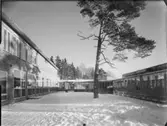 SKOLA
EXT. INT.