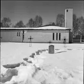 KREMATORIUM I MORA
EXT. INT.