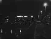 NEONSKYLT VID LILJEHOLMSBRON