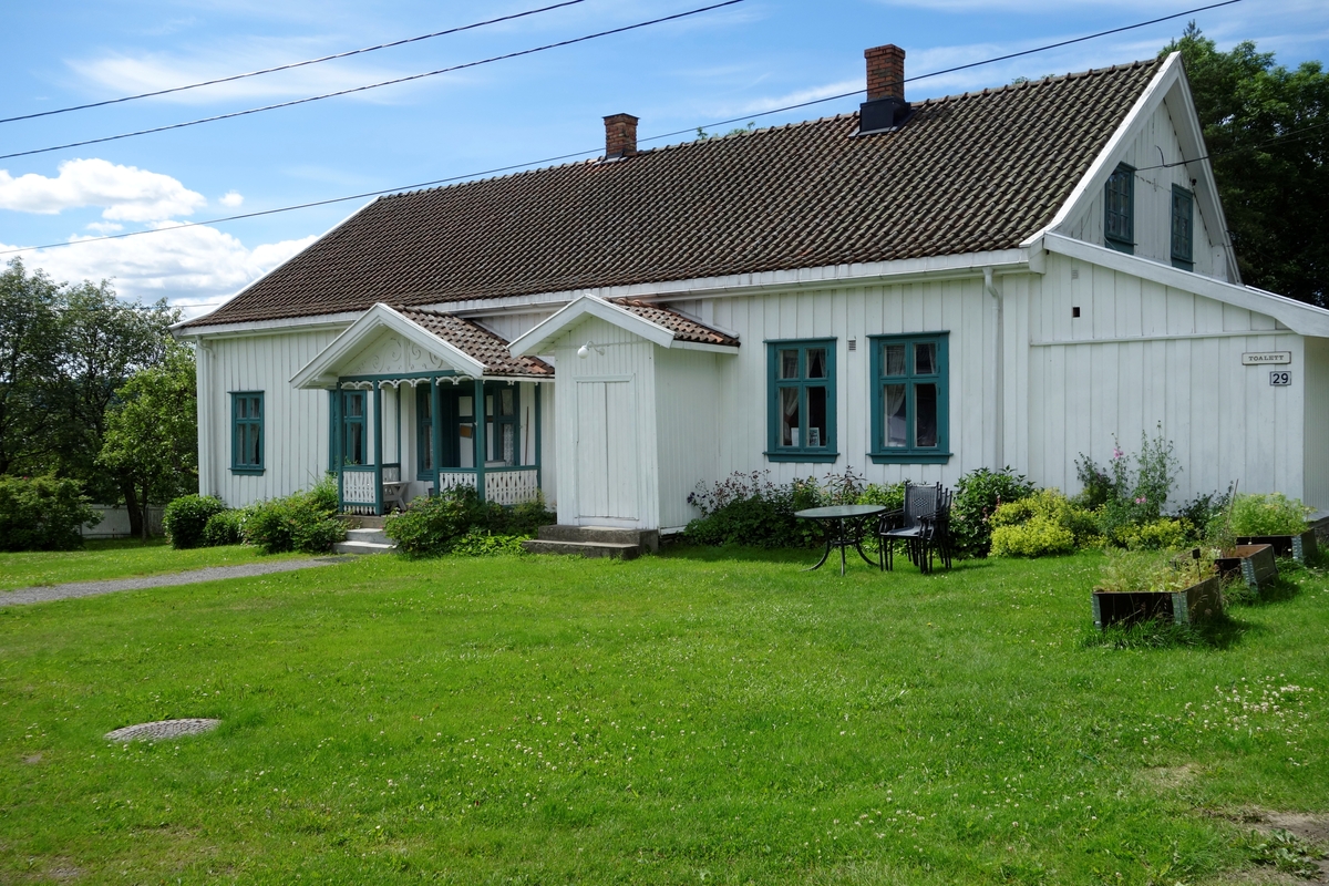 Hovedbygning Skårer gård (Foto/Photo)