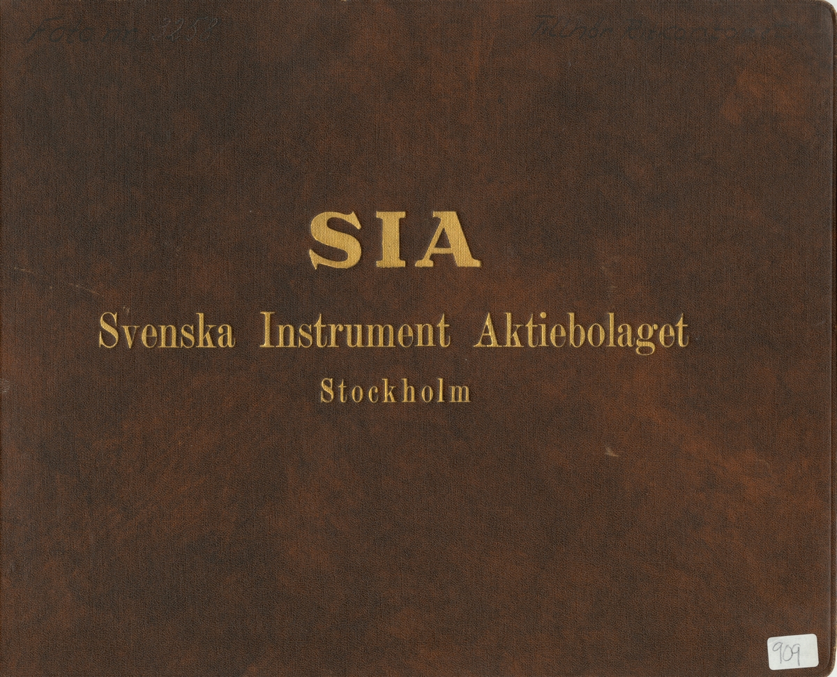 Unknown artist, Photo album containing pictures of instruments made by Svenska Instrument Aktiebolag (SIA).