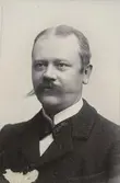 Doktor Allbert Åhman.