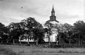 Fridhems kyrka invigdes år 1869 och ersatte de tre gamla kyrkorna i socknarna Längnum, Hyringa och Malma. Denna nya gemensamma kyrka uppfördes i Längnums socken inom nuvarande Grästorps kommun.