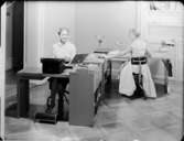 ETAPPMÖBLER MED MODELL O. UTAN (FÖRSTA TAGN.)