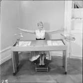 ETAPPMÖBLER TAGNING MED MODELL