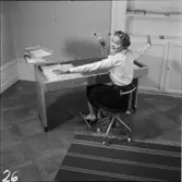 ETAPPMÖBLER TAGNING MED MODELL