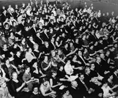 Kungliga Operan var abonnerad två kvällar för Postgiropersonalens
räkning.