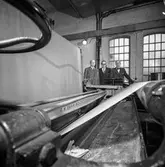 Pappersbruket Papyrus i Mölndal, 12/11 1957. Överingenjör Einar Schiller, William Tibell och Reinhold Wendel.