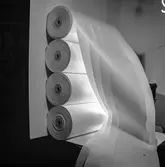 Pappersrullar från pappersbruket Papyrus i Mölndal, 30/12 1957.