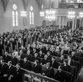 Utdelning av pappersbruket Papyrus minnesgåva 1960. Mölndals kyrka, 9/11 1960.