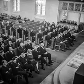Utdelning av pappersbruket Papyrus minnesgåva 1965. Mölndals kyrka, 9/11 1965