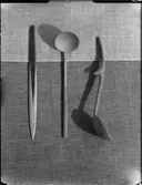 TRÄSLEVAR, KERAMIK, FÖRKLÄDE. SVENSKA HEMSLÖJDSFÖRBUNDETS.