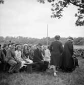 Rytterne sn, Västerås.
Publikbild från festen vid Stora Rytterne kyrkoruin 1937.