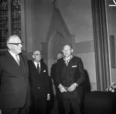 Utdelning av minnesgåvan vid pappersbruket Papyrus 75-årsjubileum. Mölndals kyrka, 31/10 1970.