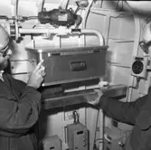 Malmö
Interiörer och exteriörer av kustkorvetten Malmö (beskrivning)\\\\anm. neg ingår i en serie om 22 st varav endast det första\\V 100342 scannats/gp