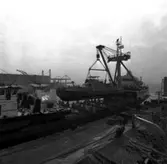 CG 27
Lyftning av CG 27 till lastfartyg