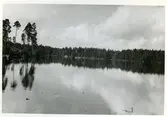 Sura sn, Surahammars kn.
Vy över sjö (Östersjön?), 1939.