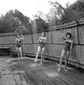 Badreportage i Hästhagen. 
29 juni 1959.