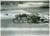 Flygfoto över Vallby gård, Säterbo.