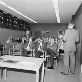 VD H. Frisk föredrag i hörsalen k-v nytt