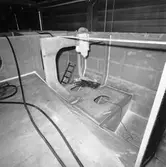 Norska Ses-en i plastverkstan och båt nr 2 i mellanhallen